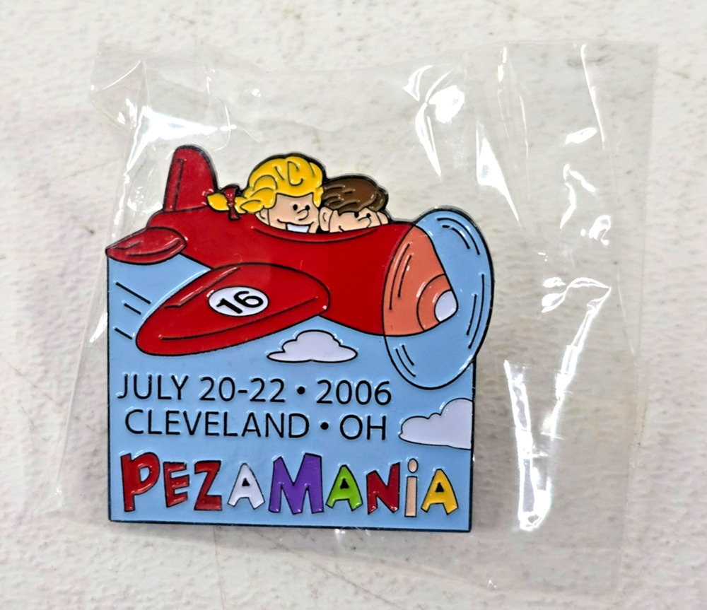 PEZamania 16 Collectors Pin Airplane 2006 Cleveland PEZ Convention